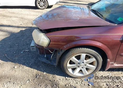 2002 Nissan Maxima Gle z USA, uszkodzony, nr VIN JN1DA31A72T322498